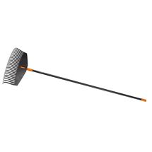 Hrábě Solid na listí (L) s násadou Fiskars 1003465
