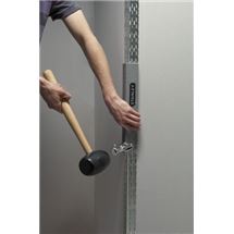 Gumová palice pro práci s rohovou lištou STANLEY